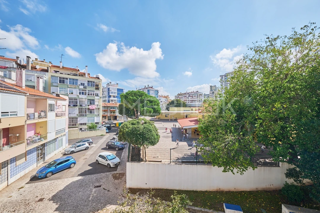 Apartamento T2 para Arrendamento em Águas Livres Foto 10