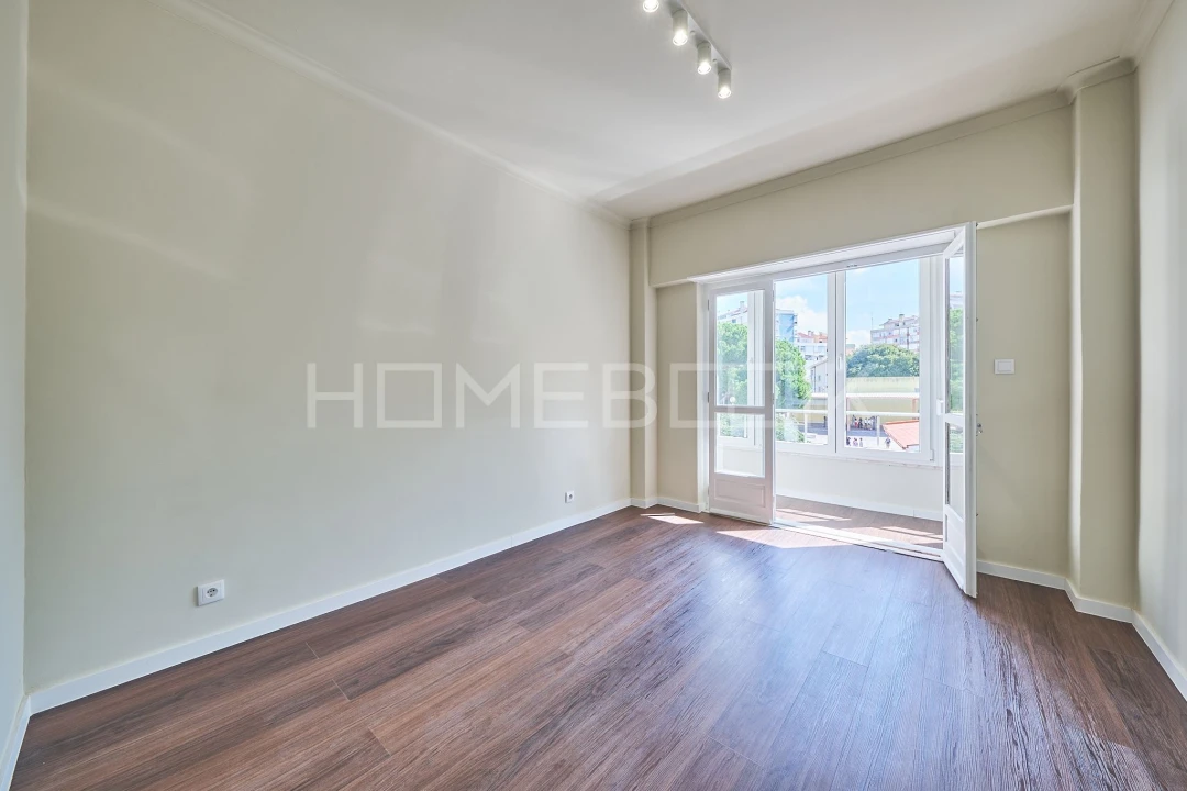 Apartamento T2 para Arrendamento em Águas Livres Foto 6