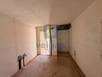 Moradia T2 para Venda em Peral