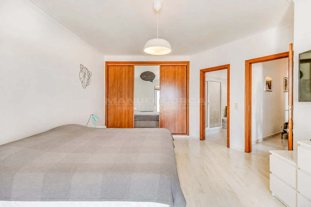 Apartamento T4 para Venda em Mafra Foto 13