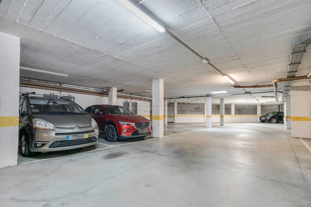 Apartamento T4 para Venda em Mafra Foto 31