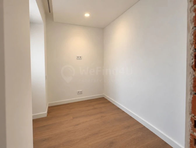 Apartamento T3 para Venda em Almada, Cova da Piedade, Pragal e Cacilhas Foto 19
