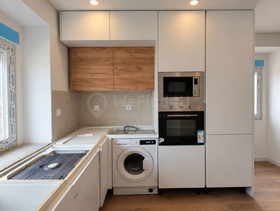 Apartamento T3 para Venda em Almada, Cova da Piedade, Pragal e Cacilhas Foto 24