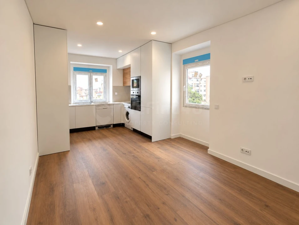 Apartamento T3 para Venda em Almada, Cova da Piedade, Pragal e Cacilhas Foto 29