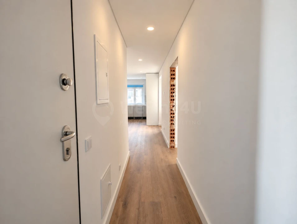 Apartamento T3 para Venda em Almada, Cova da Piedade, Pragal e Cacilhas Foto 2