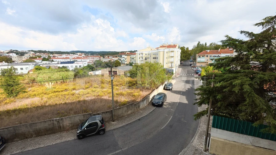 Apartamento T2 para Venda em Agualva e Mira-Sintra Foto 29