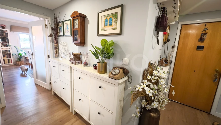 Apartamento T2 para Venda em Agualva e Mira-Sintra Foto 12