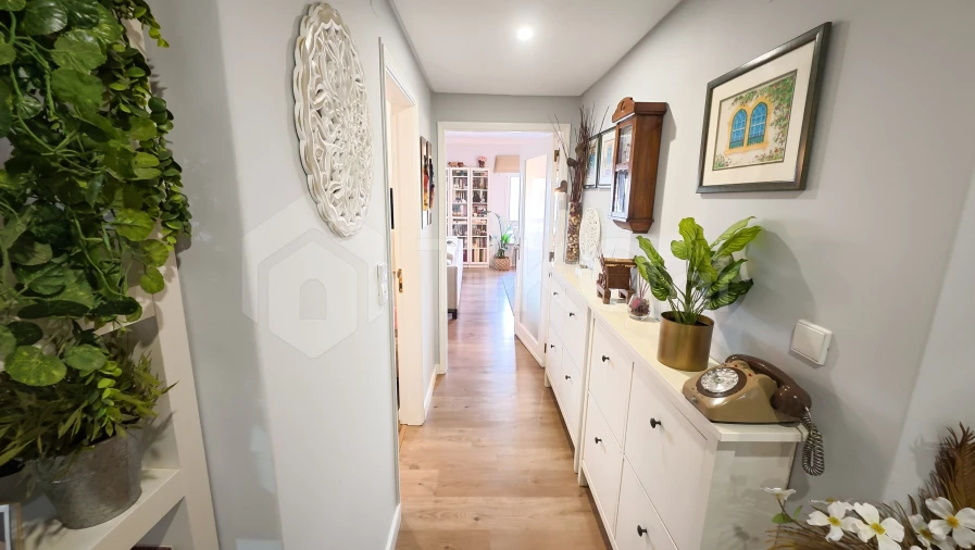 Apartamento T2 para Venda em Agualva e Mira-Sintra Foto 7