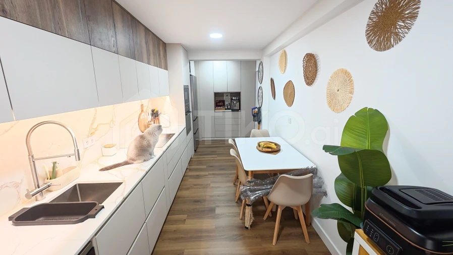 Apartamento T2 para Venda em Agualva e Mira-Sintra Foto 2