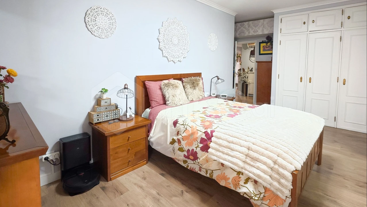 Apartamento T2 para Venda em Agualva e Mira-Sintra Foto 5