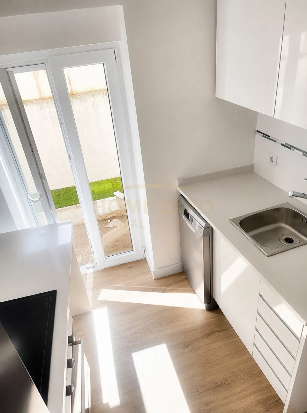 Apartamento T1 para Venda em Moscavide e Portela Foto 16
