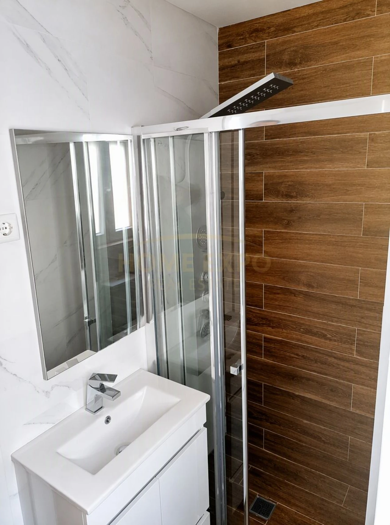 Apartamento T1 para Venda em Moscavide e Portela Foto 14