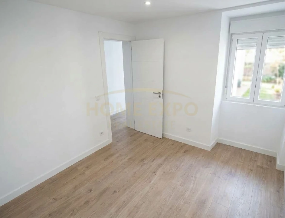 Apartamento T1 para Venda em Moscavide e Portela Foto 5