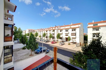 Apartamento T3 para Arrendamento em Cascais e Estoril