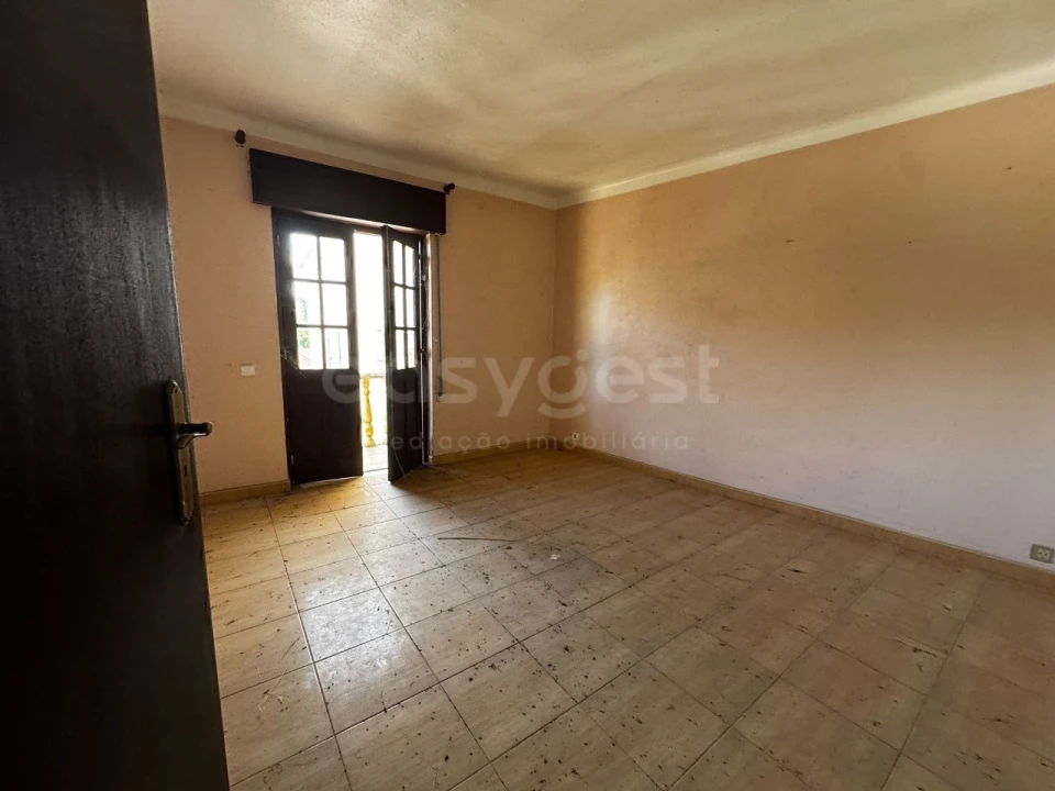 Moradia T3 para Venda em Vila Nova de Anços Foto 5
