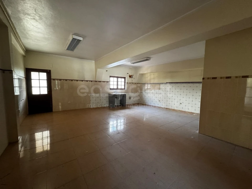 Moradia T3 para Venda em Vila Nova de Anços Foto 11