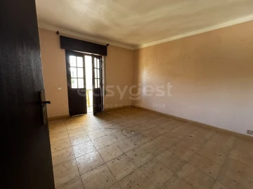 Moradia T3 para Venda em Vila Nova de Anços