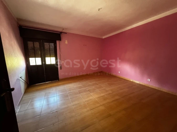 Moradia T3 para Venda em Vila Nova de Anços Foto 10
