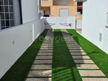 Moradia T4 para Venda em Amora