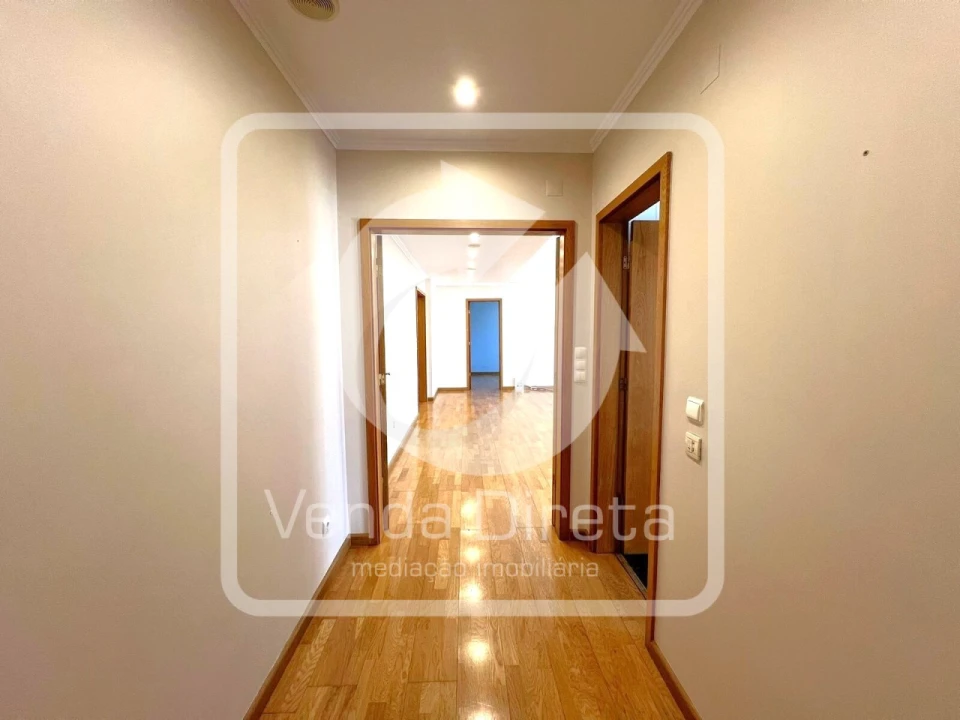 Apartamento T4 para Venda em Alto do Seixalinho, Santo André e Verderena Foto 12