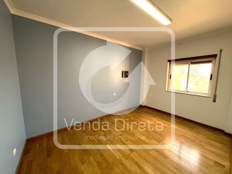 Apartamento T4 para Venda em Alto do Seixalinho, Santo André e Verderena Foto 15