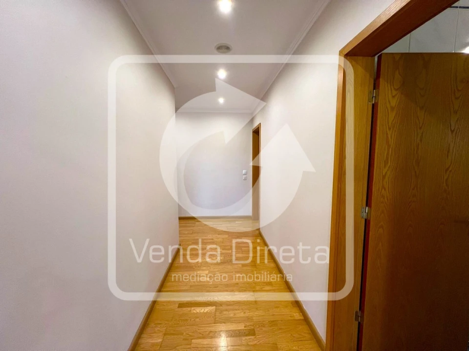 Apartamento T4 para Venda em Alto do Seixalinho, Santo André e Verderena Foto 16