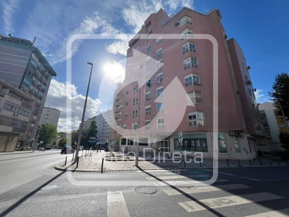 Apartamento T4 para Venda em Alto do Seixalinho, Santo André e Verderena Foto 40