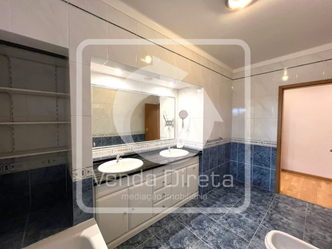 Apartamento T4 para Venda em Alto do Seixalinho, Santo André e Verderena Foto 19