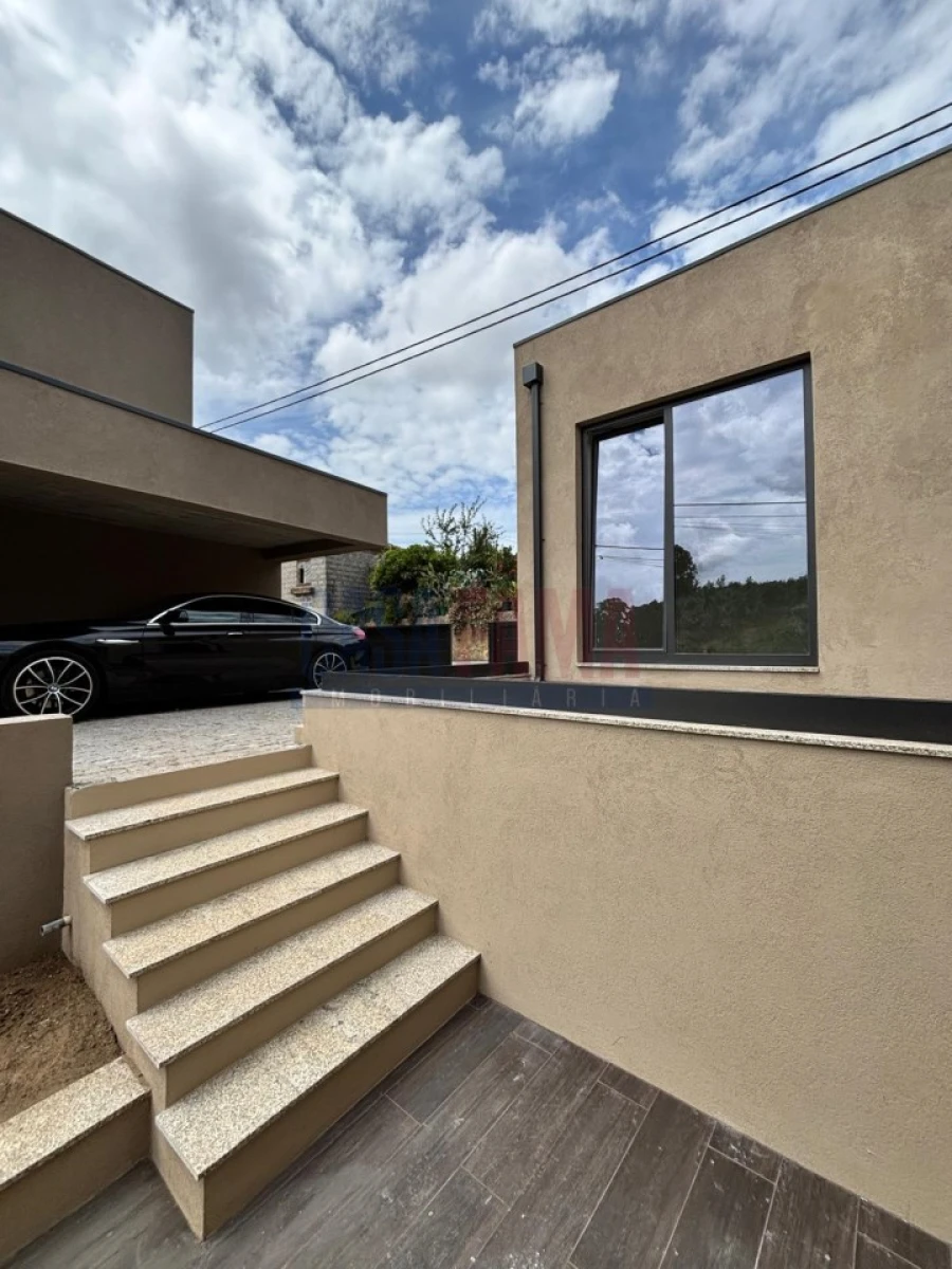 Moradia T2 para Venda em Lemenhe, Mouquim e Jesufrei Foto 2