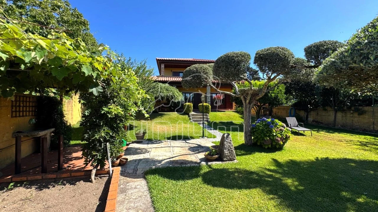 Moradia T4 para Venda em Santa Marta de Portuzelo Foto 6