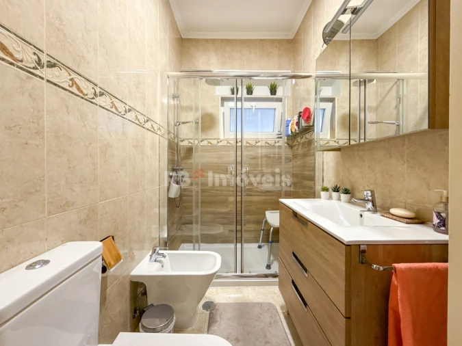 Apartamento T2 para Venda em São João Baptista Foto 10
