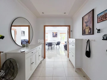 Apartamento T3 para Venda em Marvila, Ribeira Santarém, São Salvador, São Nicolau