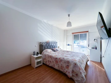 Apartamento T3 para Venda em Marvila, Ribeira Santarém, São Salvador, São Nicolau