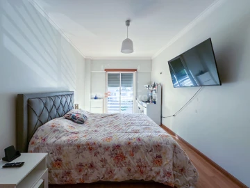 Apartamento T3 para Venda em Marvila, Ribeira Santarém, São Salvador, São Nicolau