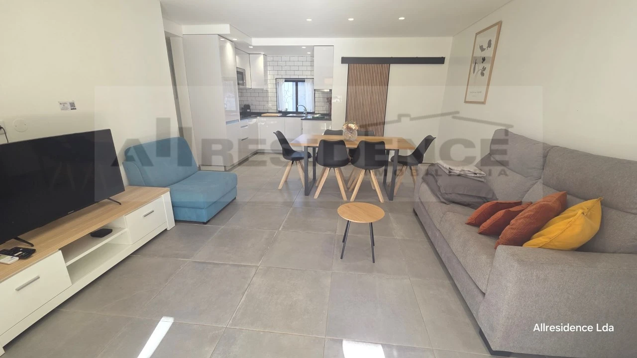 Apartamento T1 para Venda em Albufeira e Olhos de Água Foto 1