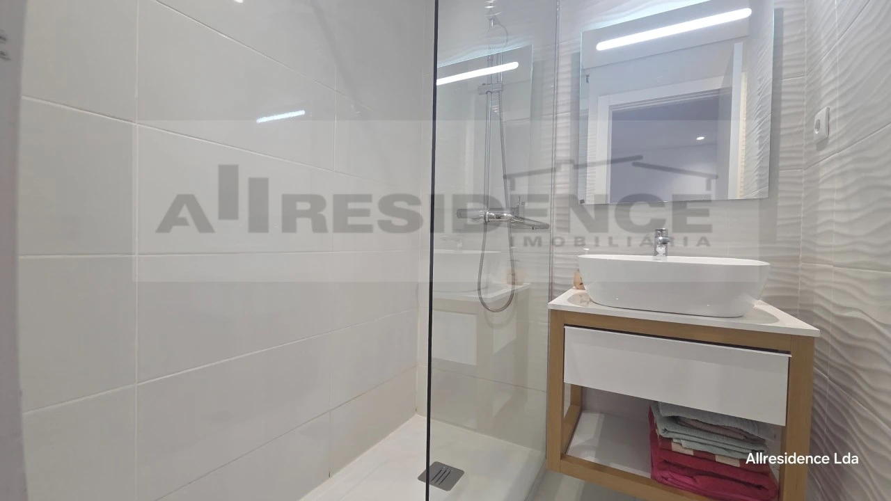 Apartamento T1 para Venda em Albufeira e Olhos de Água Foto 22
