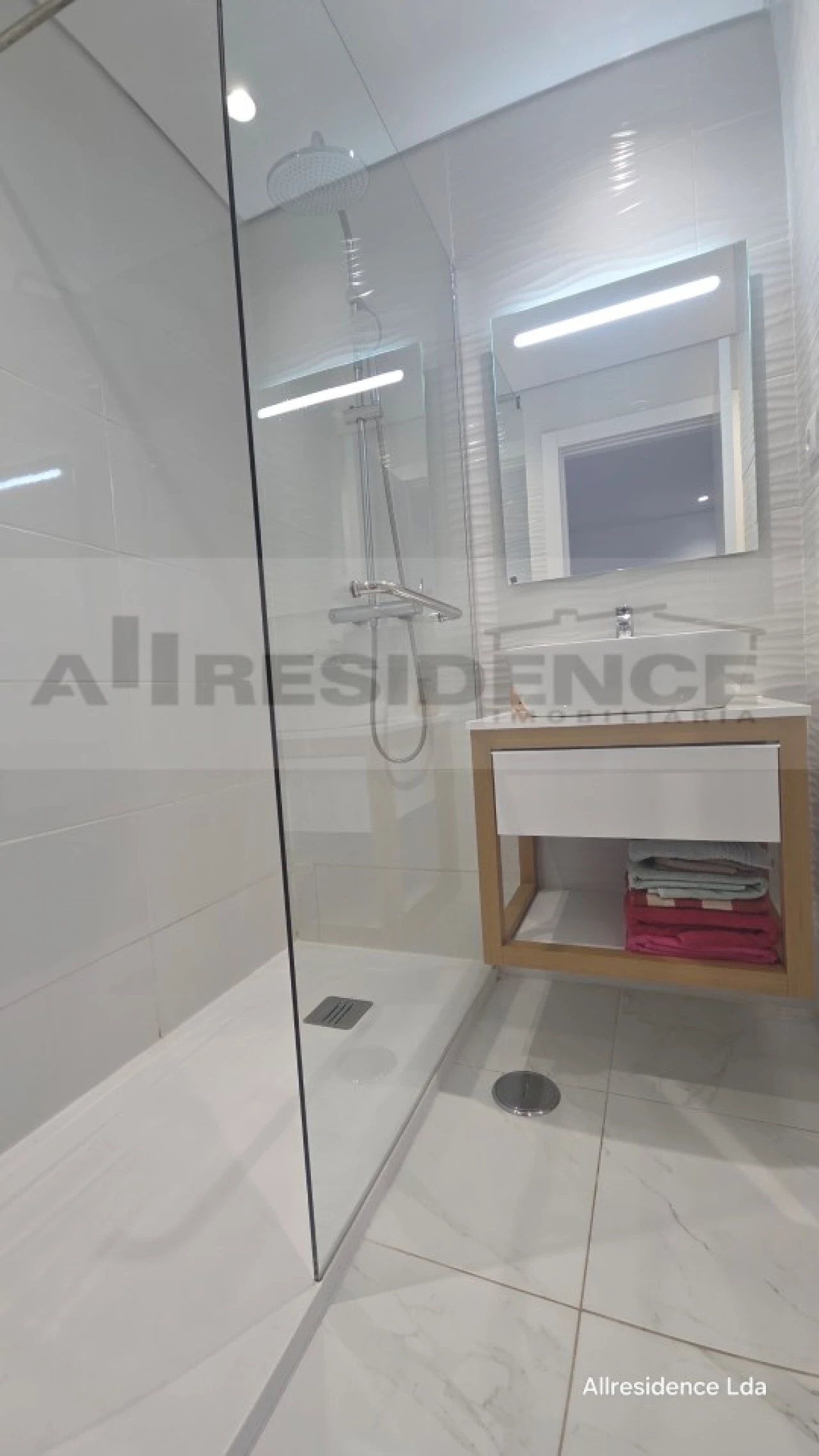 Apartamento T1 para Venda em Albufeira e Olhos de Água Foto 23
