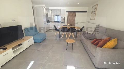 Apartamento T1 para Venda em Albufeira e Olhos de Água