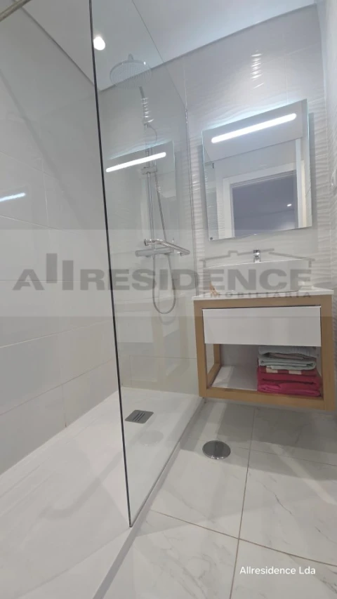 Apartamento T1 para Venda em Albufeira e Olhos de Água