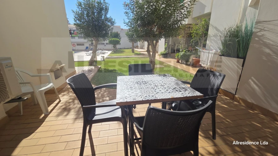 Apartamento T1 para Venda em Albufeira e Olhos de Água Foto 13