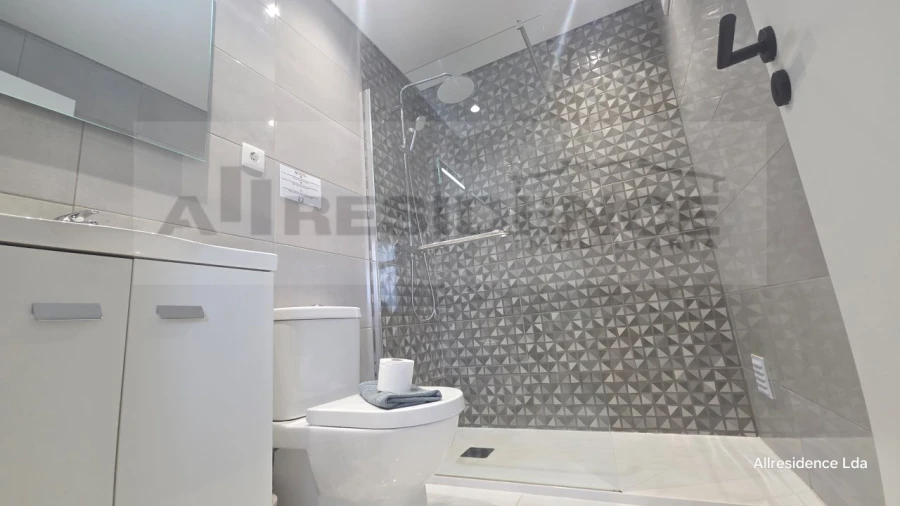 Apartamento T1 para Venda em Albufeira e Olhos de Água Foto 18