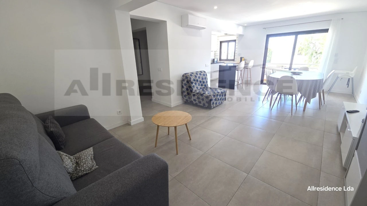 Apartamento T2 para Venda em Albufeira e Olhos de Água Foto 3