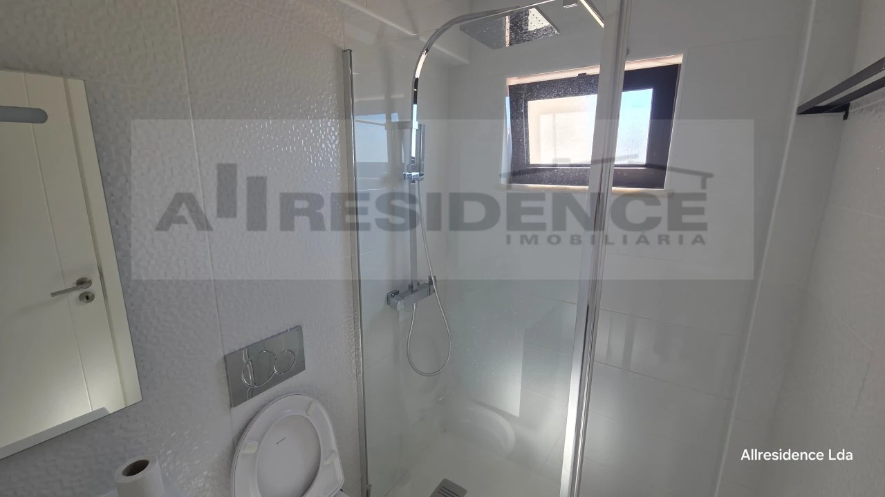 Apartamento T2 para Venda em Albufeira e Olhos de Água Foto 18