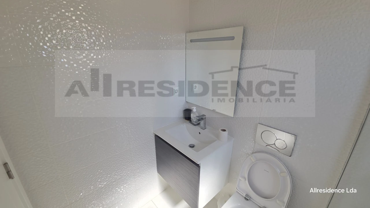 Apartamento T2 para Venda em Albufeira e Olhos de Água Foto 19