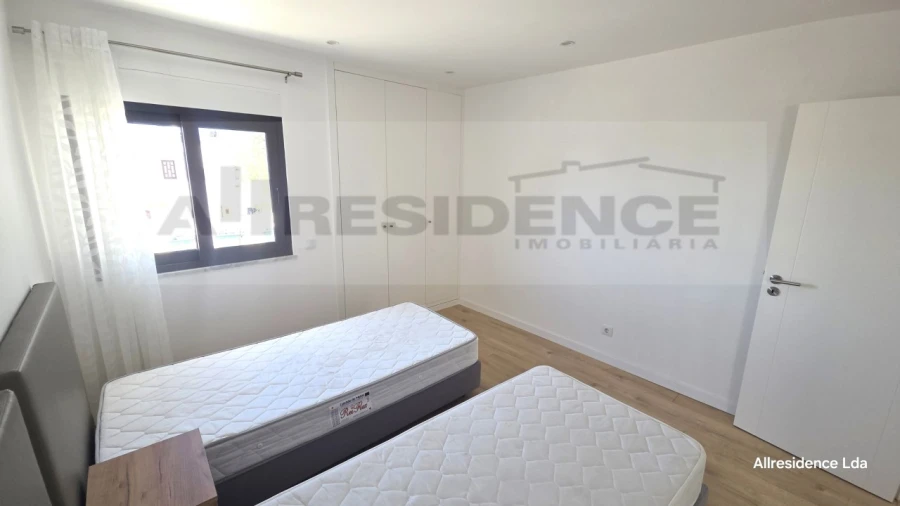 Apartamento T2 para Venda em Albufeira e Olhos de Água Foto 21