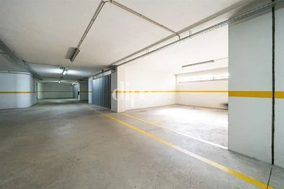 Apartamento T1 para Arrendamento em Azurem