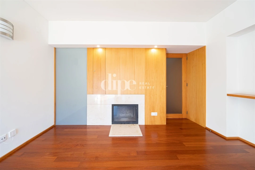 Apartamento T1 para Arrendamento em Azurem Foto 5