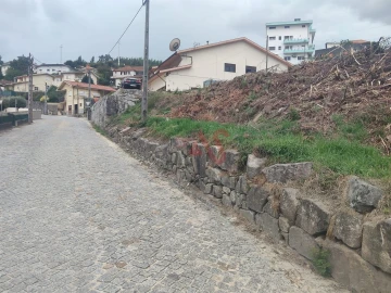 Terreno para Venda em Roriz
