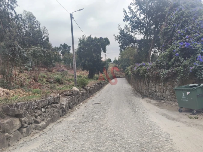 Terreno para Venda em Roriz Foto 2