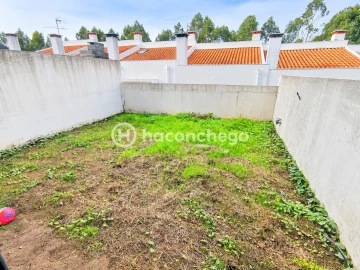 Moradia T3 para Arrendamento em Gondifelos, Cavalões e Outiz